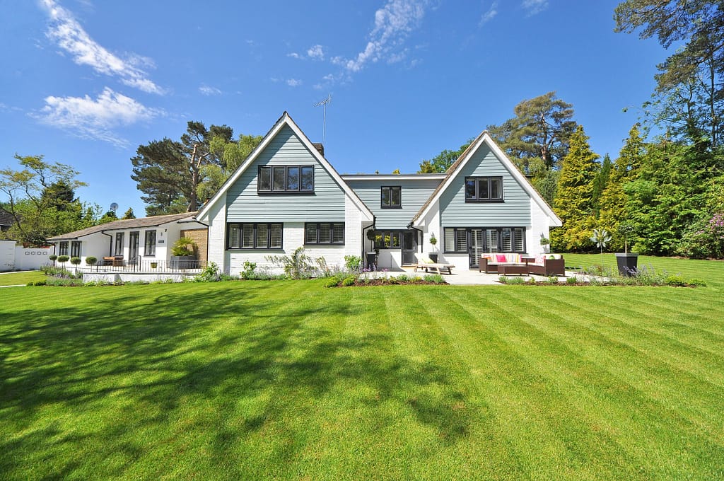Professional landscaping services for residential and commercial properties in Brookfield, Wisconsin